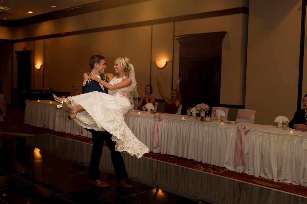 Liz + Joey - Cincinnati Airport Marriott Wedding