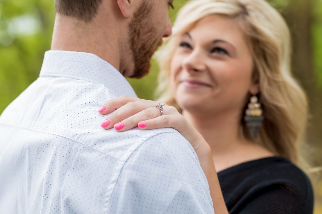 Tessa + Chris - Ault Park Engagement