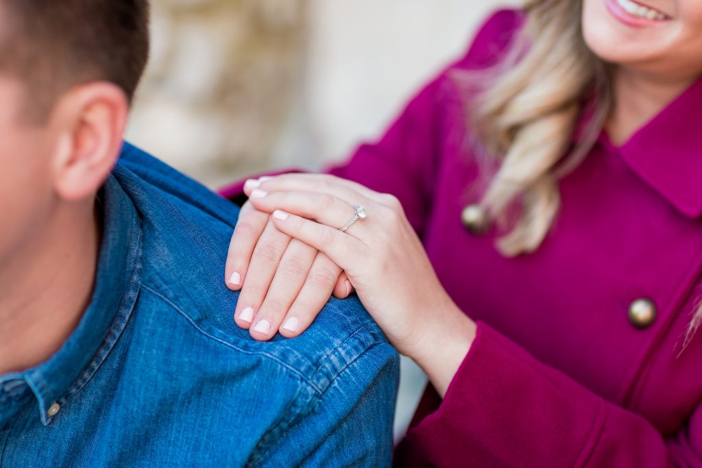 Alexa + Christian - Smale Riverfront Park Engagement