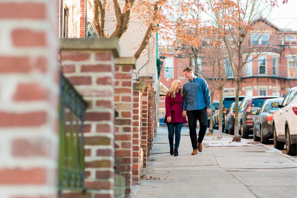 Alexa + Christian - Smale Riverfront Park Engagement