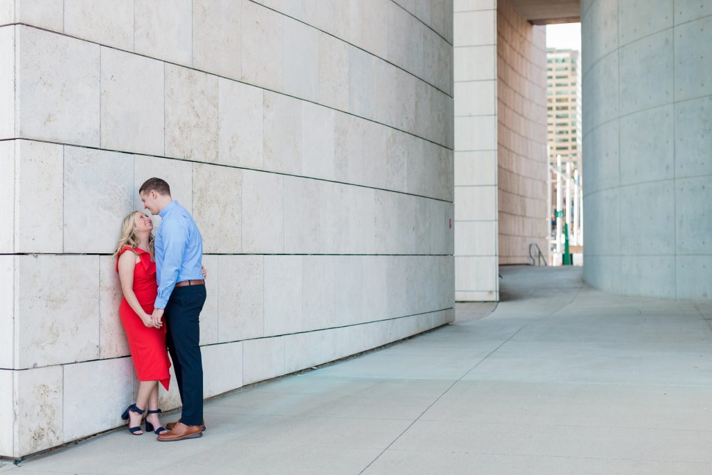 Alexa + Christian - Smale Riverfront Park Engagement