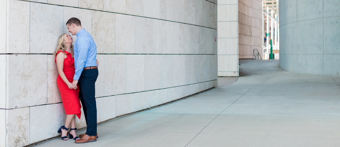 Alexa + Christian - Smale Riverfront Park Engagement