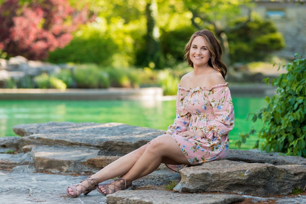 Lilly - Eden Park Senior Photographers