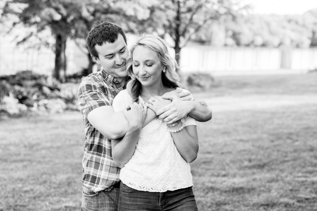 Colbey + Jon - Smale Riverfront Park Engagement