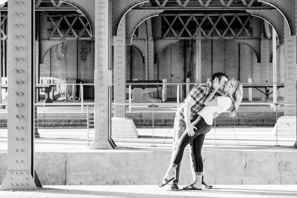 Colbey + Jon - Smale Riverfront Park Engagement