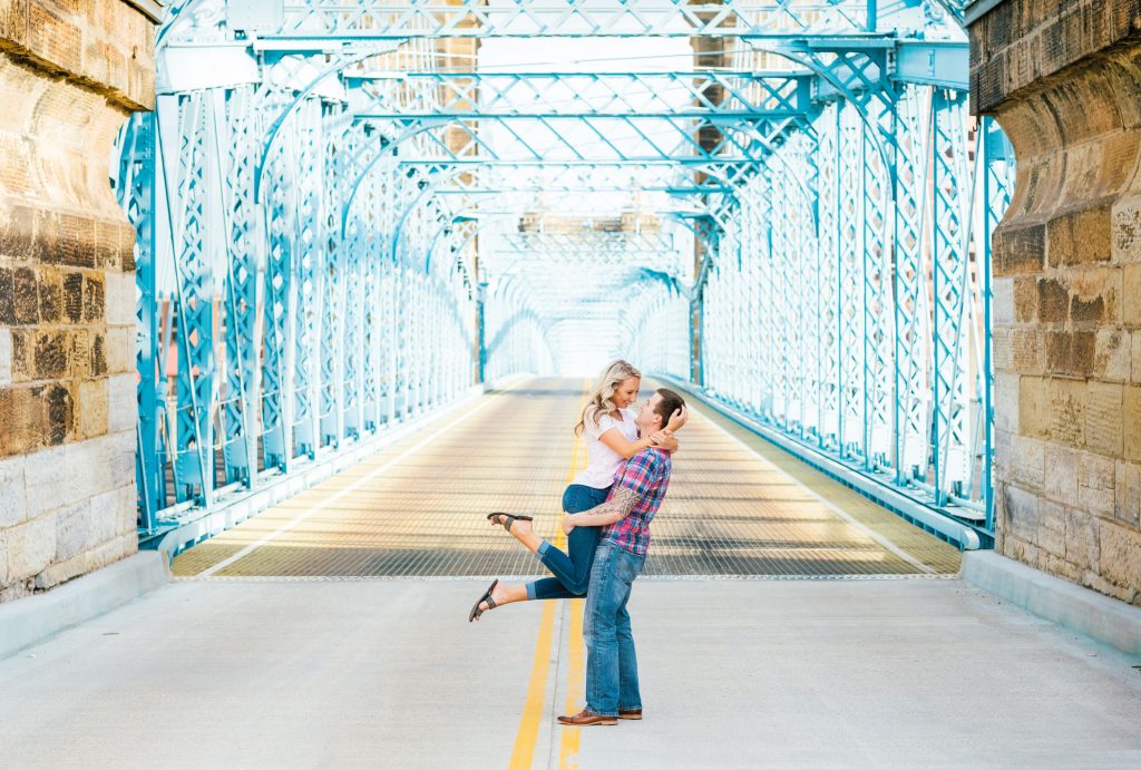 Colbey + Jon - Smale Riverfront Park Engagement