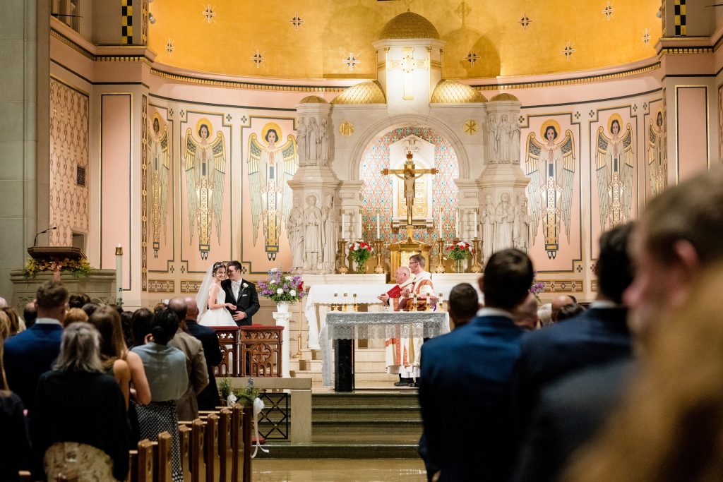 Bridgette + Jacob - Cincinnati Club Wedding