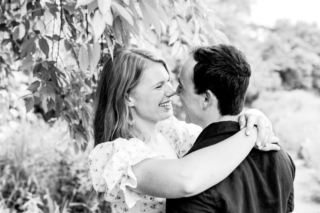 Meredith + Sean - Ault Park Engagement