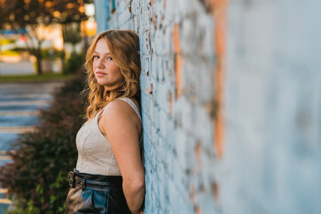 Hannah - Downtown Middletown Senior Photographers