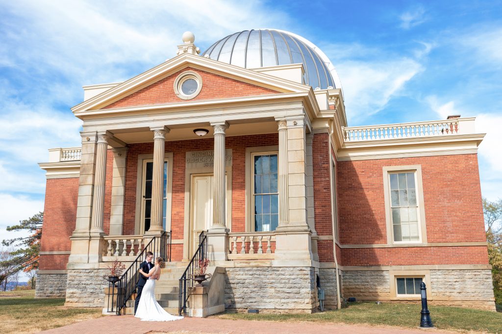 Allison + David - Cincinnati Club Wedding