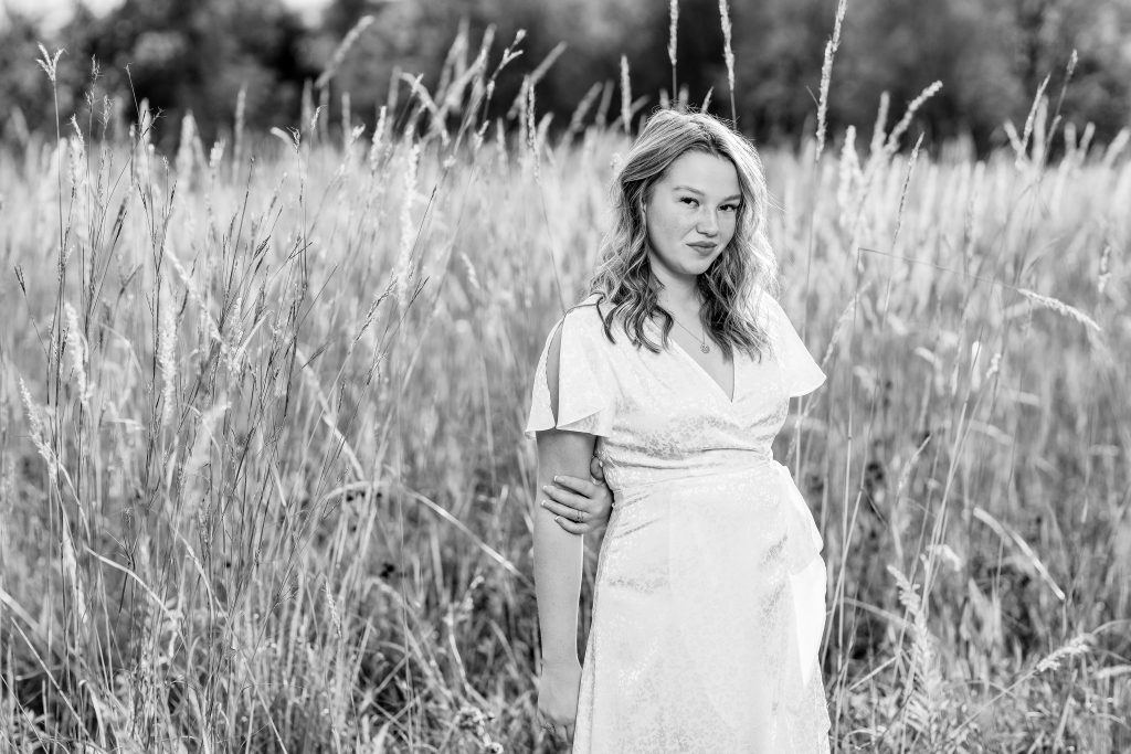 Hannah - Downtown Middletown Senior Photographers