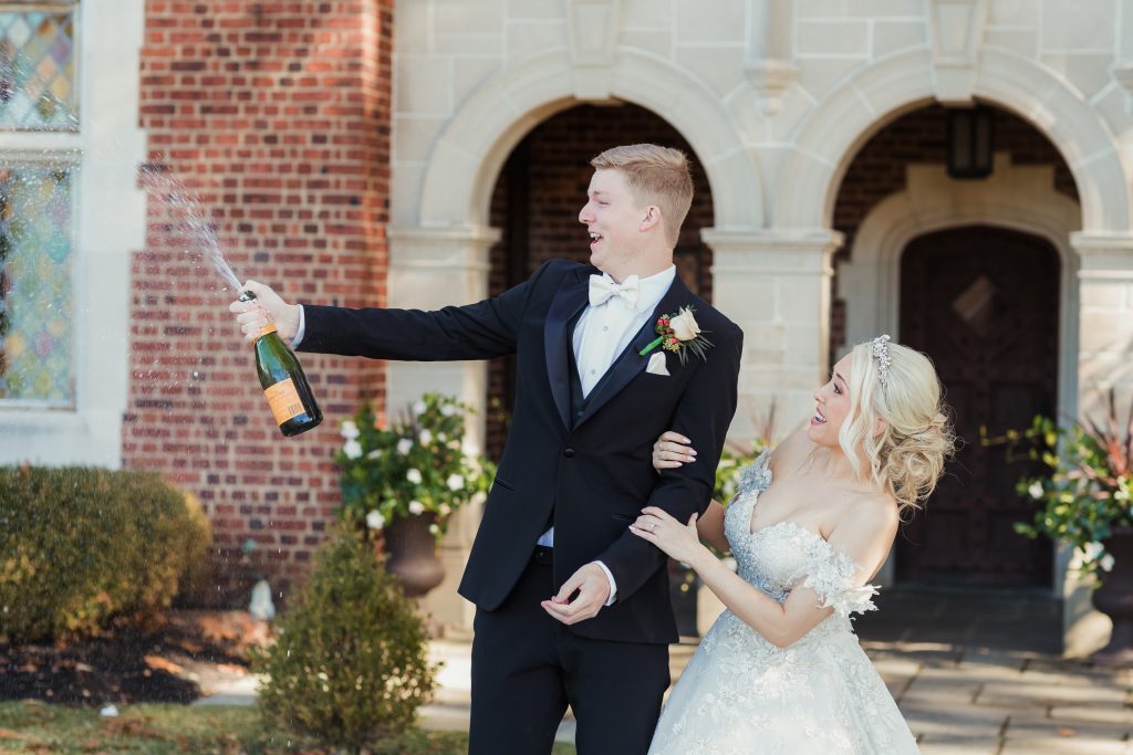 Ariel + Keith - Pinecroft At Crosley Estate Wedding