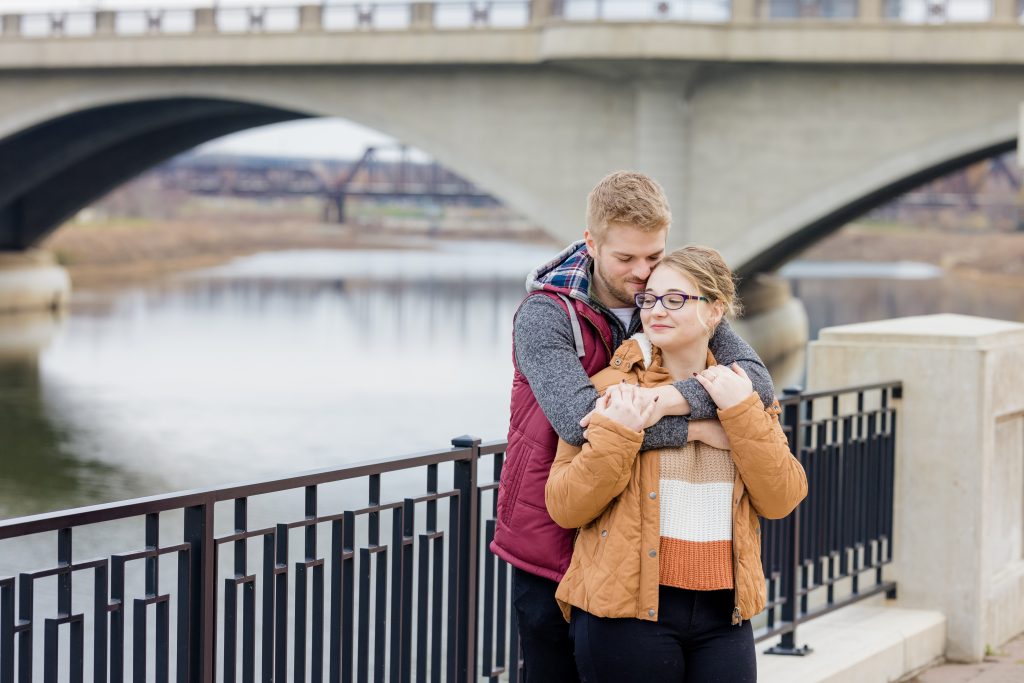 Hannah + Daniel - Downtown Columbus Engagement