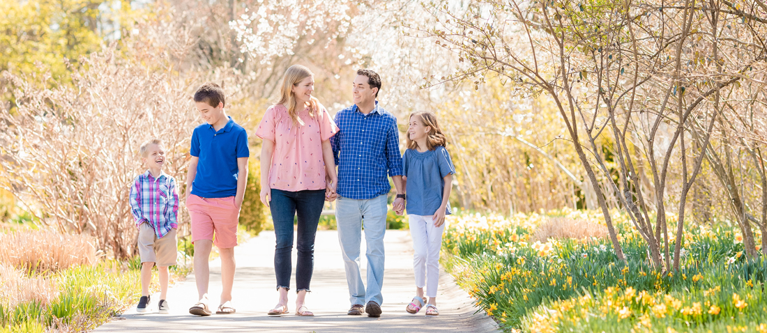 What To Wear For Family Portraits - Spring Edition