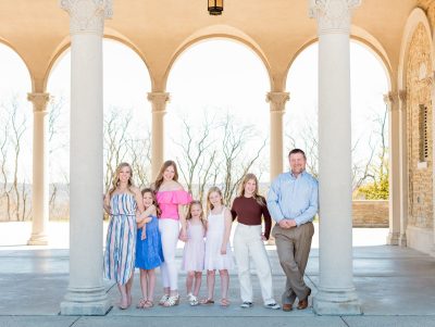 What To Wear For Family Portraits - Spring Edition