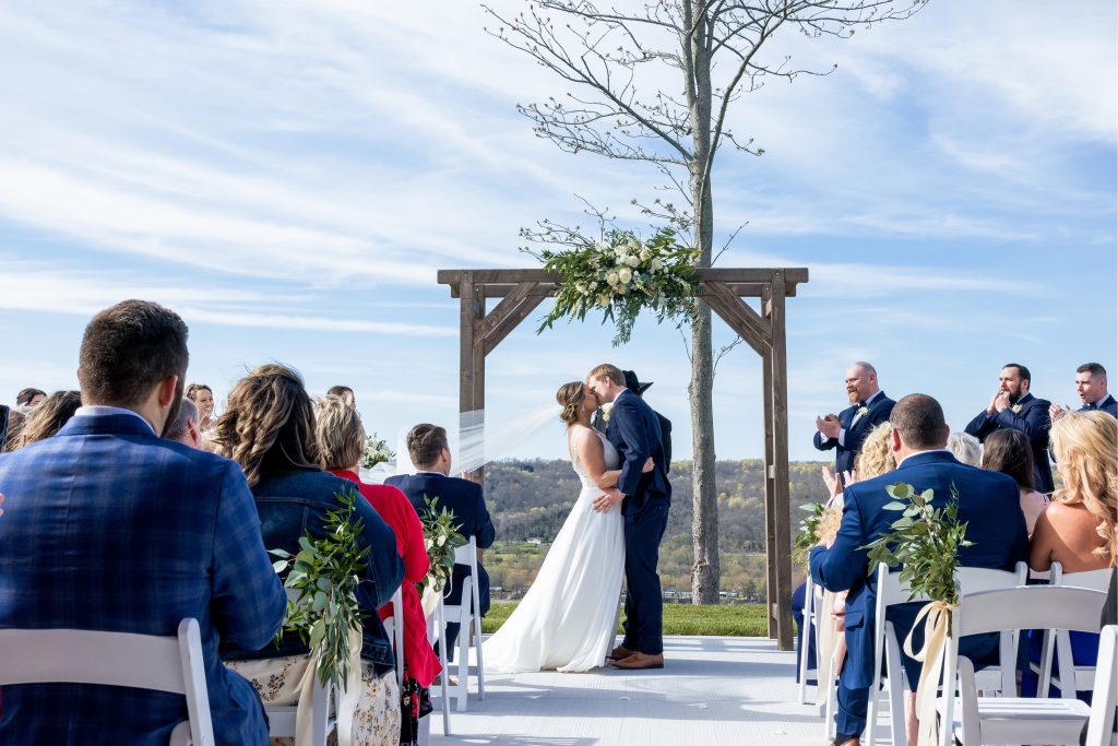 Lauren + Brett - Soli-Tree Farms Wedding