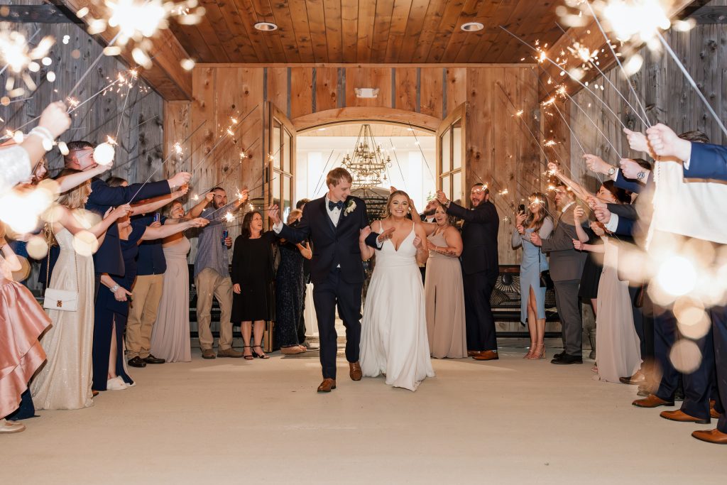 Lauren + Brett - Soli-Tree Farms Wedding